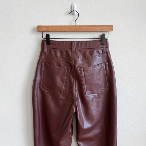 ABERCROMBIE • Curve Love Vegan Leather 90s Straight Pant in Dark Brown - Picture 7 of 10